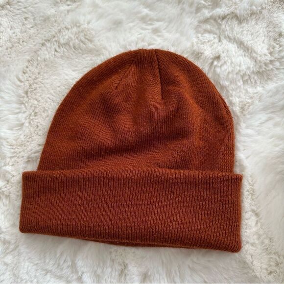 H&M district supplies burnt orange beanie - Picture 3 of 7